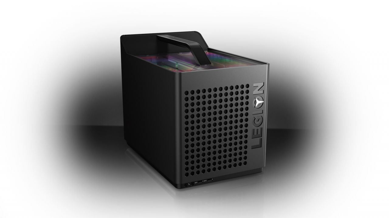 Computador portátil Lenovo Legion C730 con diseño compacto y moderno