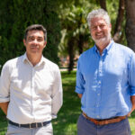 Investigadores analizando desigualdades en compromisos climáticos globales
